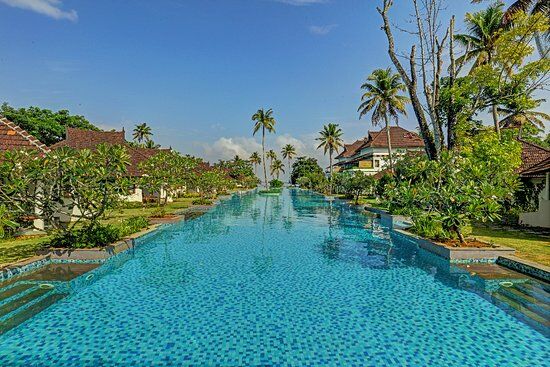 La Breeze Restaurant